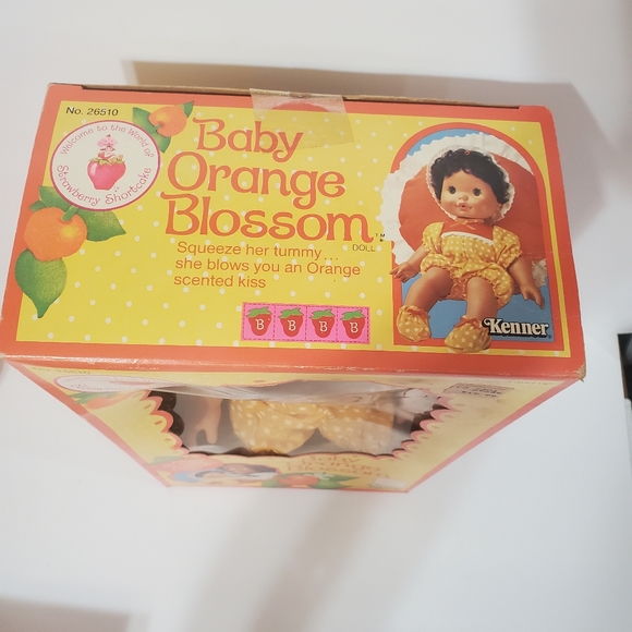 **SOLD *** Vintage strawberry shortcake orange blossom blow kiss doll. - Picture 10 of 16